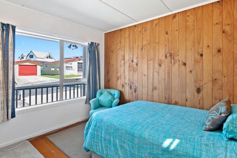 Photo of property in 12 Fyfe Road, Waihi Beach, 3611