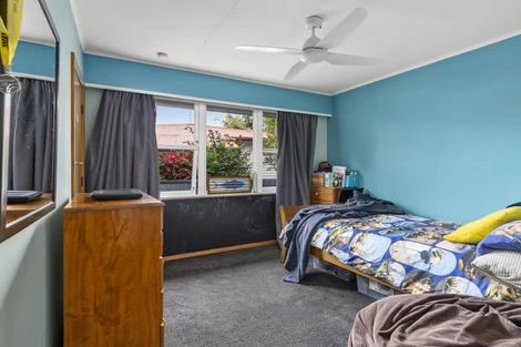 Photo of property in 9 Erin Street, Hokowhitu, Palmerston North, 4410