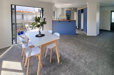 Photo of property in 108a Ashton Fitchett Drive, Brooklyn, Wellington, 6021