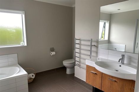 Photo of property in 4 Karoro Place, Karoro, Greymouth, 7805