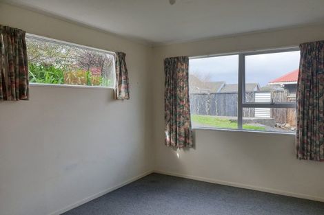 Photo of property in 6 Penryn Drive, Camborne, Porirua, 5026