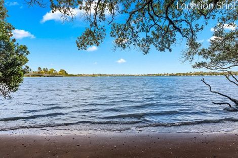 Photo of property in 31 Austin Road, Greenhithe, Auckland, 0632