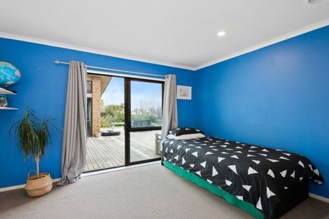 Photo of property in 1 Botanical Heights Drive, Waipahihi, Taupo, 3330