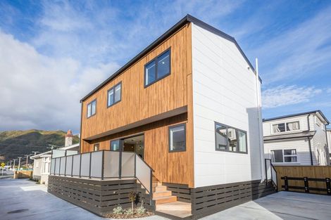 Photo of property in 12a Leighton Avenue, Waiwhetu, Lower Hutt, 5010