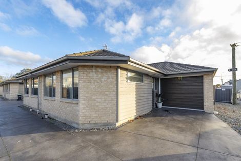 Photo of property in 10 North Avon Road, Richmond, Christchurch, 8013