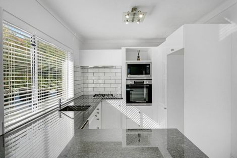 Photo of property in 2/36 Nihill Crescent, Mission Bay, Auckland, 1071