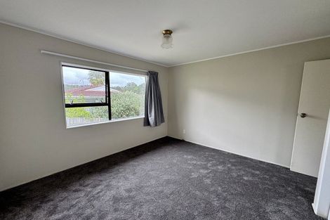 Photo of property in 1/125 Lynn Road, Bayview, Auckland, 0629