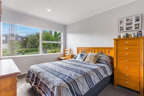 Photo of property in 3 Stansfield Place, Sunnyhills, Auckland, 2010