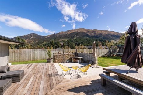 Photo of property in 2 Little Maude Drive, Lake Hawea, Wanaka, 9382