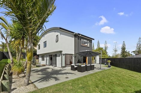 Photo of property in 218 Schnapper Rock Road, Schnapper Rock, Auckland, 0632