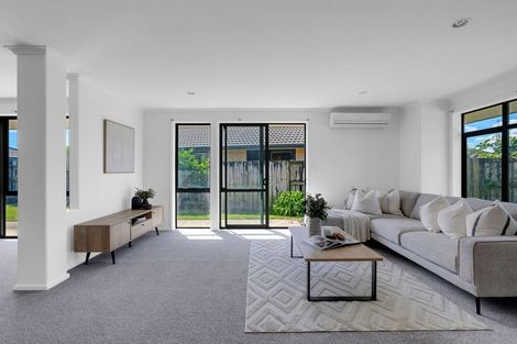 Photo of property in 5 Locksley Lane, Hamilton East, Hamilton, 3216