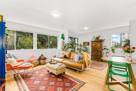 Photo of property in Grosvenor Flats, 19 Cottleville Terrace, Thorndon, Wellington, 6011