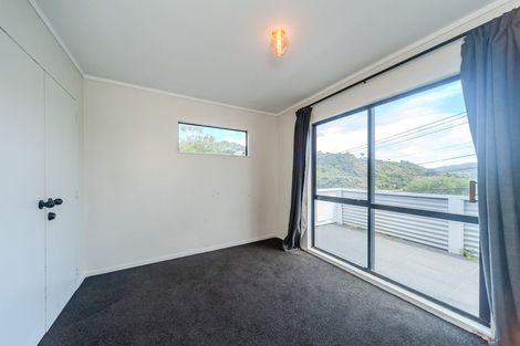 Photo of property in 25 Tukanae Street, Strathmore Park, Wellington, 6022