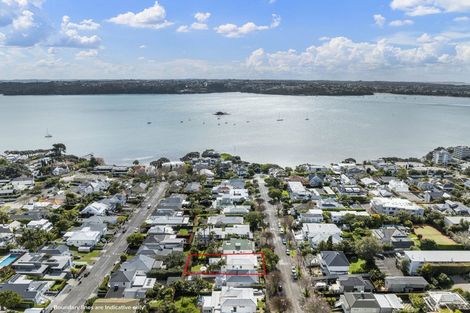 Photo of property in 34 Sentinel Road, Herne Bay, Auckland, 1011