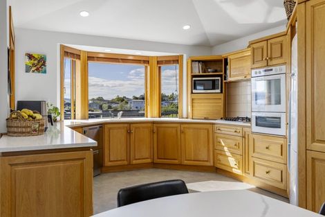 Photo of property in 2/70 Harvey Street, Waipahihi, Taupo, 3330