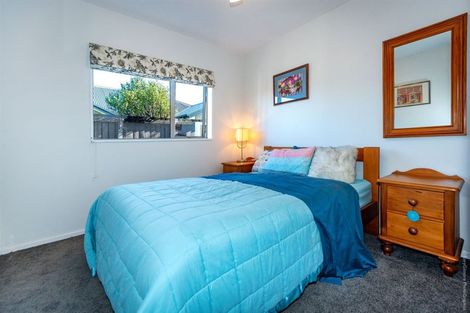 Photo of property in 14 Saint Peters Close, Woolston, Christchurch, 8062