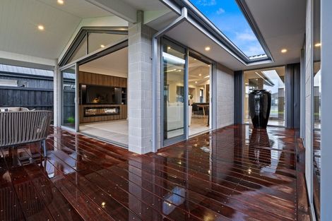 Photo of property in 21 Finstock Way, Rolleston, 7614