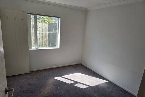 Photo of property in 10 Bushpark Place, Flat Bush, Auckland, 2016