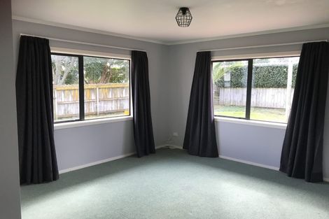 Photo of property in 4 Vela Place, Clarks Beach, 2122