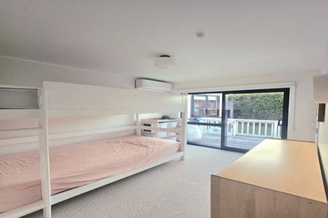 Photo of property in 18 Kahurangi Place, Snells Beach, 0920