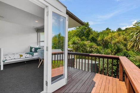 Photo of property in 10 Emily Lane, Greenhithe, Auckland, 0632