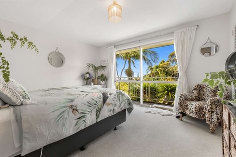 Photo of property in 105 Cable Bay Block Road, Cable Bay, 0420