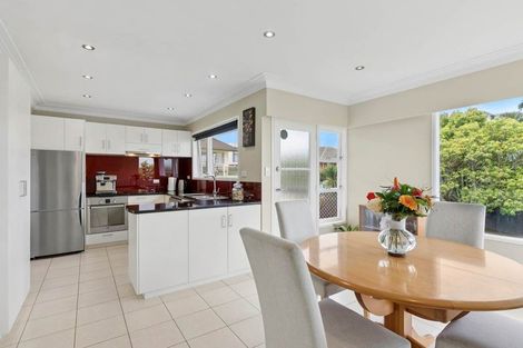 Photo of property in 95 Hillcrest Avenue, Hillcrest, Auckland, 0627