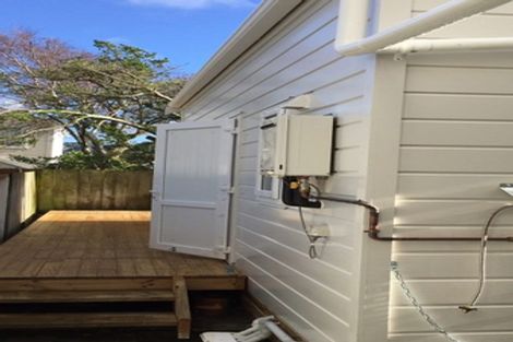 Photo of property in 120 Brougham Street, Mount Victoria, Wellington, 6011