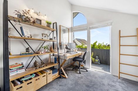 Photo of property in 2/59 Dalwhinnie Parade, Highland Park, Auckland, 2010