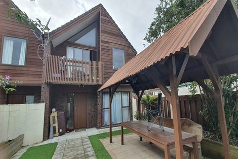 Photo of property in 38 Atkin Avenue, Mission Bay, Auckland, 1071