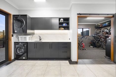 Photo of property in 24 Grace James Road, Pukekohe, 2120