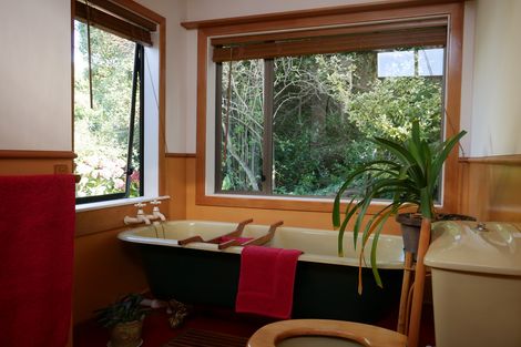 Photo of property in 16 Henry Street, Careys Bay, Port Chalmers, 9023