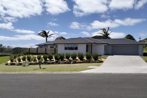 Photo of property in 20 Spinnaker Point, Haruru, 0204