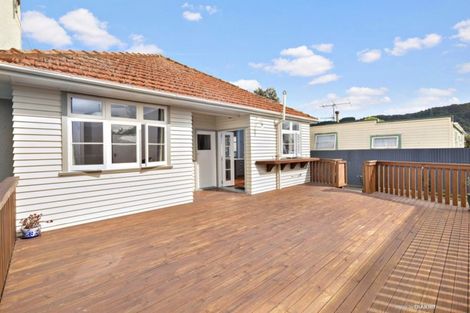 Photo of property in 60 Pine Avenue, Ebdentown, Upper Hutt, 5018