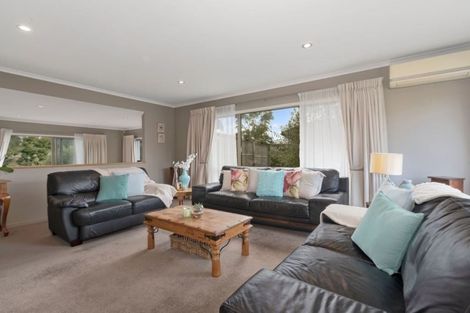 Photo of property in 11 Mermaid Mews, Red Beach, 0932