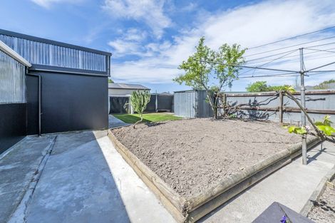 Photo of property in 15 Geddis Street, Rangiora, 7400