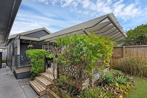 Photo of property in 42a Forest Hill Road, Henderson, Auckland, 0612