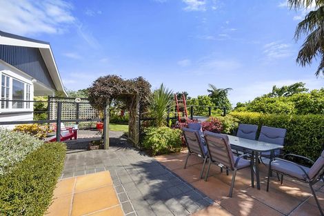 Photo of property in 29 Nevada Drive, Merrilands, New Plymouth, 4312