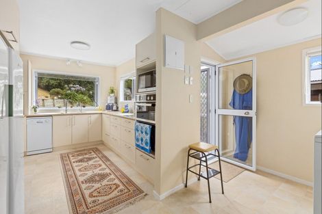 Photo of property in 83 Stillwater Crescent, Stillwater, Silverdale, 0993