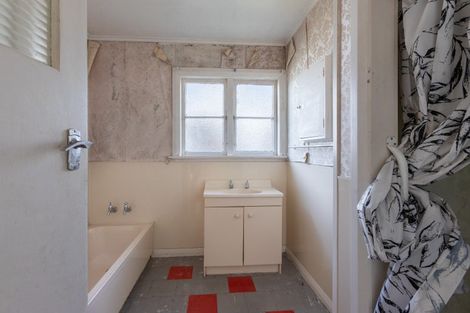 Photo of property in 340 High Street, Dannevirke, 4930