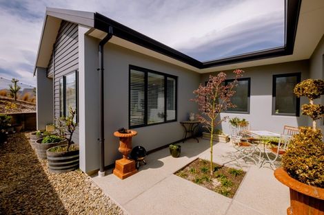 Photo of property in 45 Mount Linton Avenue, Wanaka, 9305
