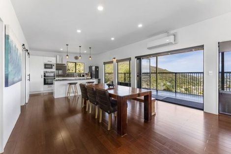 Photo of property in 32 Woodvale Grove, Fairfield, Lower Hutt, 5011