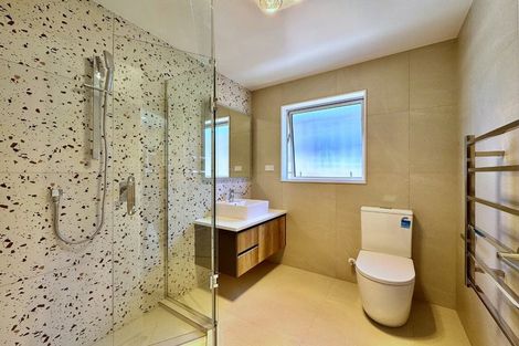 Photo of property in 118 Pigeon Mountain Road, Half Moon Bay, Auckland, 2012