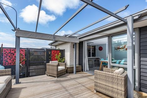 Photo of property in 9 Keeper Close, Woodend, 7610