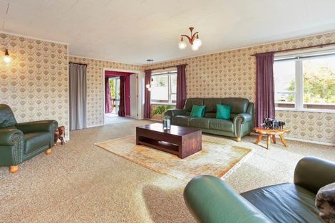 Photo of property in 2 Orsova Place, Lynfield, Auckland, 1042