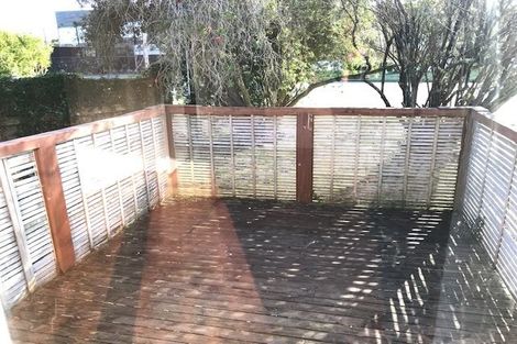 Photo of property in 1/12 Fifeshire Street, Hauraki, Auckland, 0622