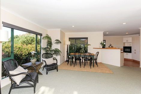 Photo of property in 28a Karina Road, Merrilands, New Plymouth, 4312