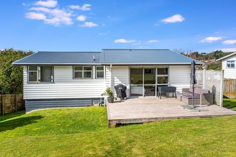 Photo of property in 3 Stipulate Place, Ascot Park, Porirua, 5024