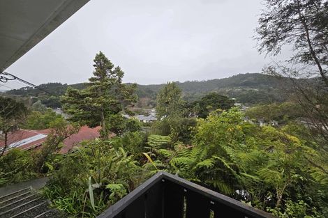 Photo of property in 6 Wyndham Road, Pinehaven, Upper Hutt, 5019