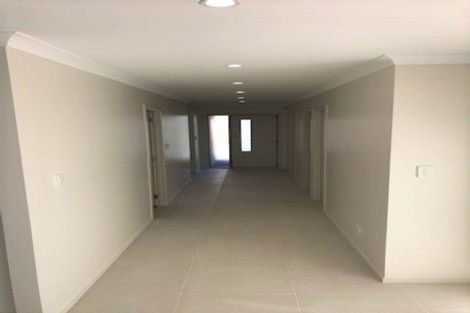 Photo of property in 35 Riverglade Parkway, Te Atatu South, Auckland, 0610